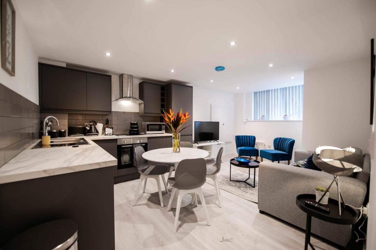 Charles Alexander Short Stay - Windmill House Apartments Lytham St Annes Buitenkant foto