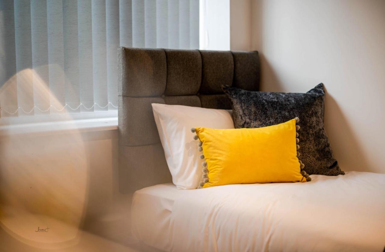 Charles Alexander Short Stay - Windmill House Apartments Lytham St Annes Buitenkant foto
