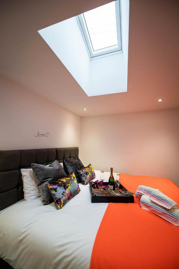 Charles Alexander Short Stay - Windmill House Apartments Lytham St Annes Buitenkant foto
