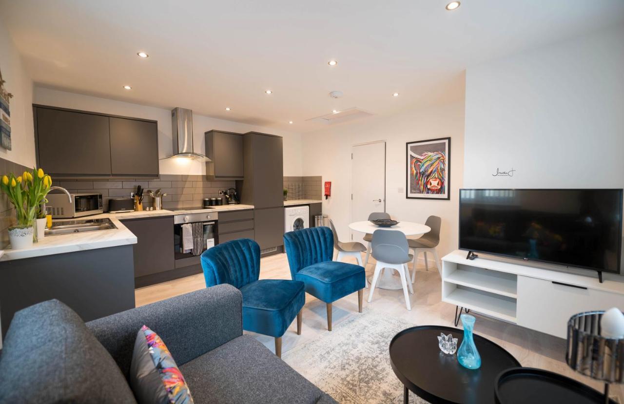 Charles Alexander Short Stay - Windmill House Apartments Lytham St Annes Buitenkant foto