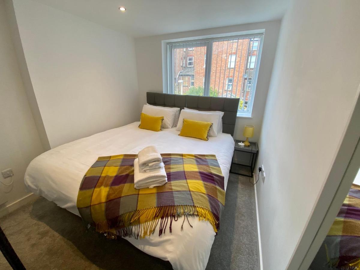 Charles Alexander Short Stay - Windmill House Apartments Lytham St Annes Buitenkant foto